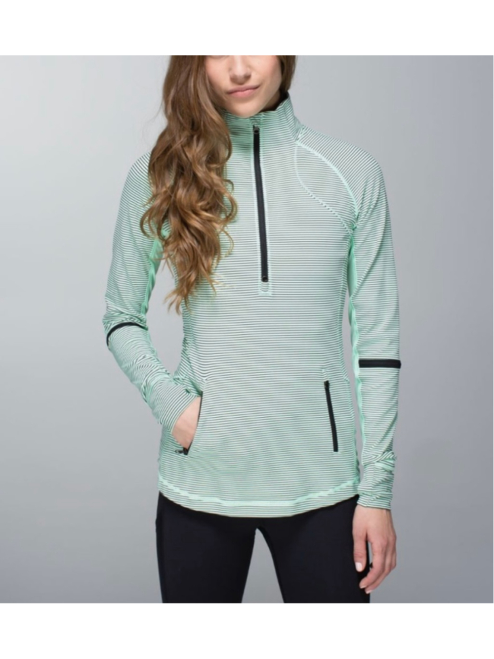Lululemon Race With Grace 1/2 Zip
Mini Hyper Stripe Fresh Teal Size 8 EUC